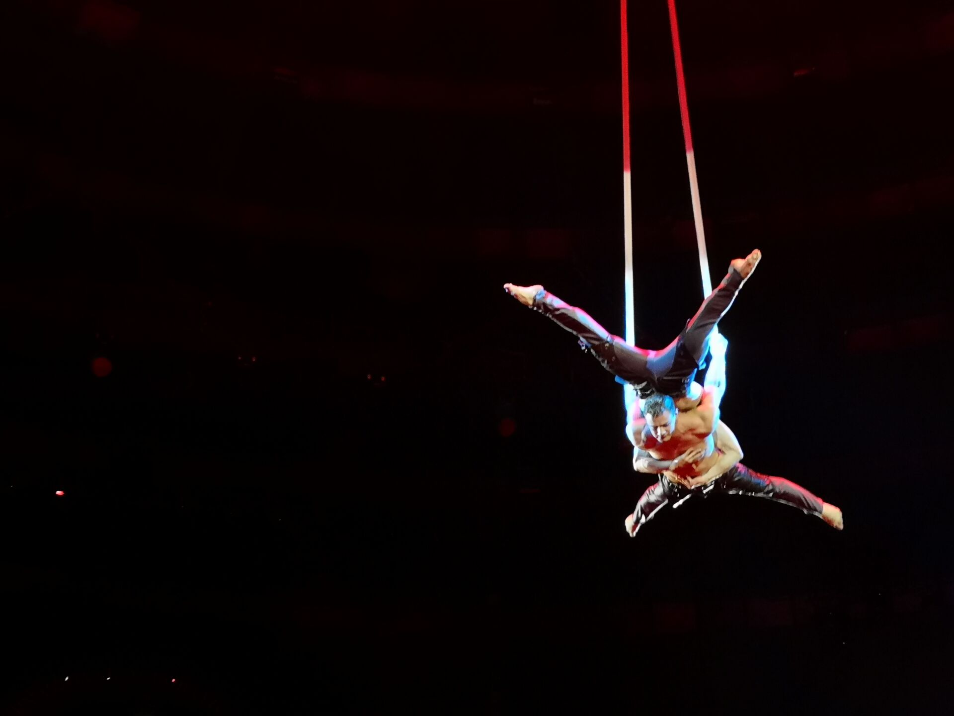 直播| 第十三届武汉中国光谷国际杂技艺术节颁奖典礼,德州杂技捧回