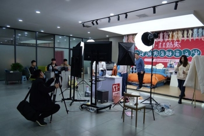 这就是山东丨汇聚2600多个品牌 菏泽打造国内一流电商园