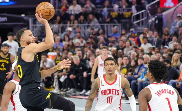 NBA常规赛：火箭胜勇士