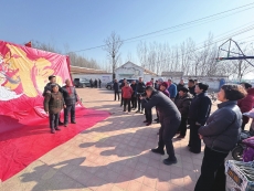 德報開展新春走訪慰問—— 鏡頭里是團圓 筆墨中是春天