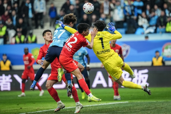 中超：大連英博勝上海海港