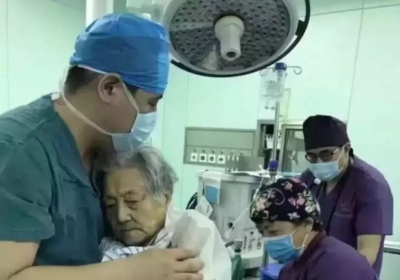 首个中国医师节，为最美的他们点赞