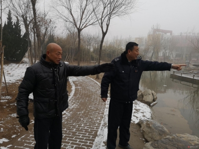 和张方木一起跳冰窟救落水儿童的好心市民找到了！ | 家住贵都花园，名叫冯付刚