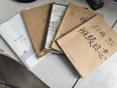 高考前夕，德州一名班主任为每个学生发了1元5角钱，祝福大家金榜题名