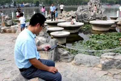 德州两市民义举暖泉城 在济南大明湖、小清河先后救起3名落水者