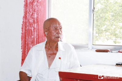 杨俊兰：“戎马岁月，不怕牺牲”