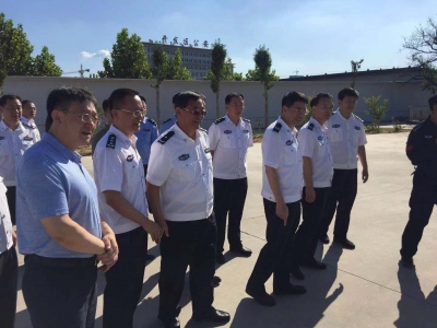 公安部副部长杜航伟来我市督导调研 