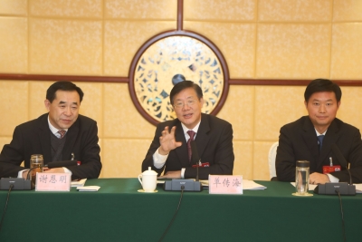 单传海参加开发区代表团审议时强调：担当实干 锐意进取 切实抓好贯彻落实