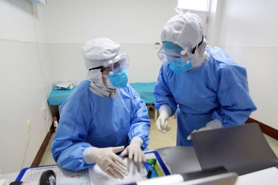 独家 | 德报记者现场直击！市人民医院发热门诊，疫情最前线的坚守！