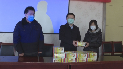 向家乡村民捐赠物资的平原小伙再出善举：自费6000元购买口罩捐赠一线民警