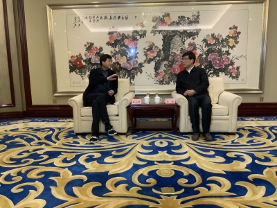 李猛会见客商