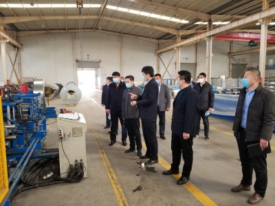 市派经济开发区市城管局“四进”工作组深入项目现场助力复工满产