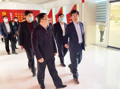 李猛到陵城区调研基层党建和经济社会发展情况