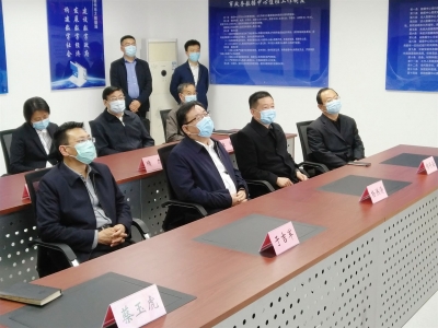 杨洪涛到市政务服务中心调研 持续推进流程再造 破解群众办事难题