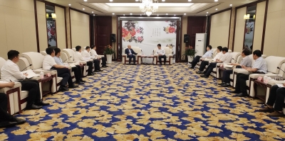 李猛杨洪涛会见中国电子系统技术有限公司客人