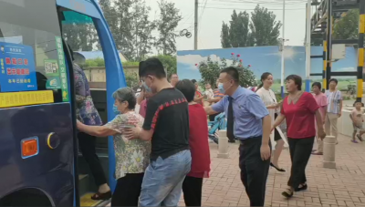 市派德州经济技术开发区市检察院工作组为民服务出实招 村民在家门口坐上公交车