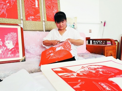  乐陵市杨安镇杨得华：巧手“剪”出幸福生活