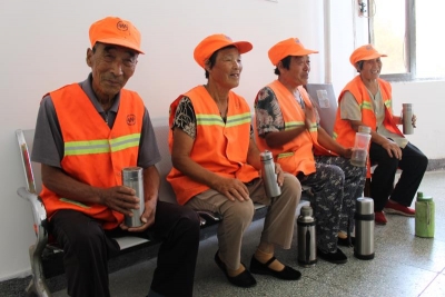 暖！一件小事坚持20年 | 陵城临齐街道办事处免费为环卫工提供热水