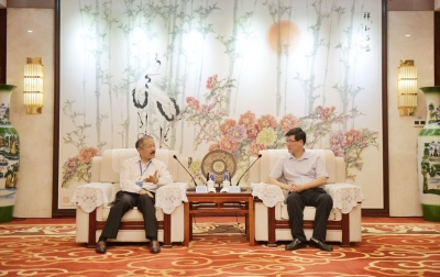 德州市委书记李猛会见鲁台现代产业合作恳谈会嘉宾 刘渊参加会见 