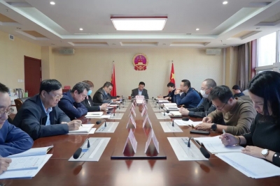 德州经开区法院召开党组理论学习中心组集中学习研讨（扩大）会议