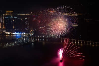 “迟来的春节”，永远的家国