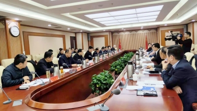 发扬民主、开门问策！德州市委书记李猛主持召开企业家座谈会征求“十四五”规划意见建议