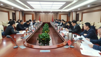 发扬民主、开门问策 | 德州市委书记李猛主持召开党外人士和专家学者座谈会征求“十四五”规划意见建议