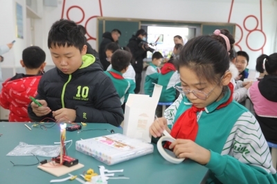 放飞科技梦想！德州市实验小学成功举办首届科技节