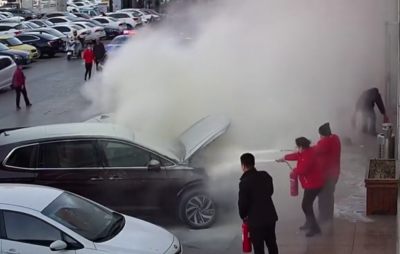 一辆小轿车的自述：20秒，我还没火，就灭了……