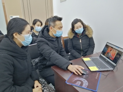 聚焦德州两会 | 报纸、电视、新媒体……市民通过多种形式看两会