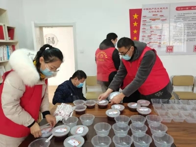 视频 | 宁津：爱心腊八粥 温暖一线工人
