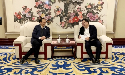 杨洪涛会见农发行山东省分行行长江卫国