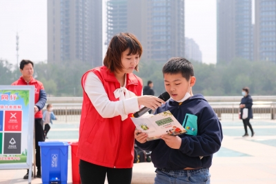 德州市环境卫生服务中心：宣传垃圾分类  倡导绿色文明