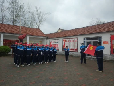 缅怀革命先烈 | 陵城一中开展"我们的节日61清明节"主题活动