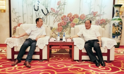 德州市委书记田卫东会见山东人才发展集团党委书记、董事长王卫中一行