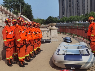 应对台风“烟花”影响，德州消防实地测试水域救援突击能力！