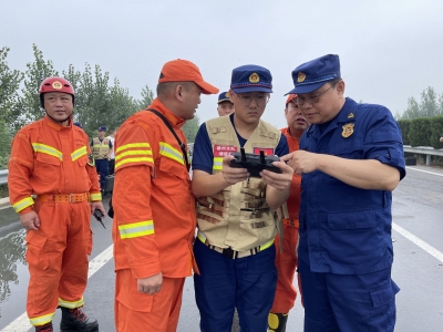 驰援河南最新进展 | 德州消防正在进行百余人“高速”救援