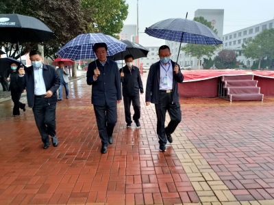 德州市委常委、宣传部部长景文新到经开区检查学校安全工作 注重细节 常抓不懈 确保安全