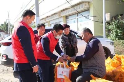 抢收抢种大会战 | 禹城农商银行党委：“三聚焦”倾心服务“三秋”生产