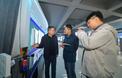 德报践行“四力”走基层主题采访 | 鲁权屯镇以产带城以城促产：5万农民就近务工，人均年收5万元