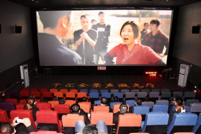 德州创作，国内首部！绿色能源题材电影短片《蓝天有约》上映 | 点进来看影片