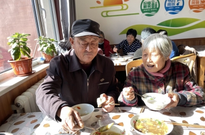 短新闻竞赛|德城区天衢街道王家院村探索养老服务新路径：老人入“托” 集体买单