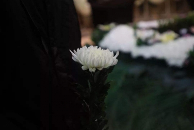 德州籍著名诗人桑恒昌作诗悼念周晓峰