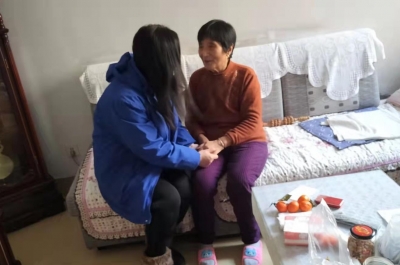 新春走基层 |  有了“红管家”  这个年居民过得安心快乐