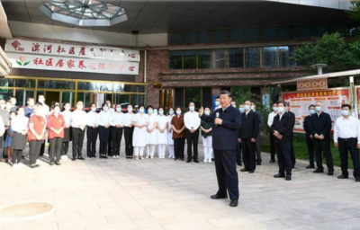 “生活在这么一个有爱的大家庭，多来劲儿呐！”