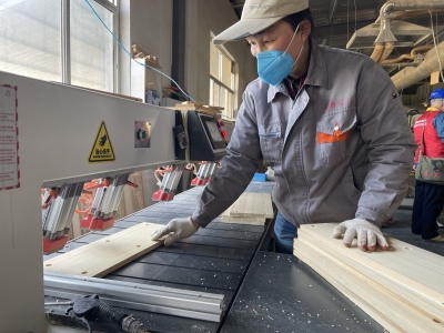 开门红 | 陵城郑家寨镇极目家具复工开门红