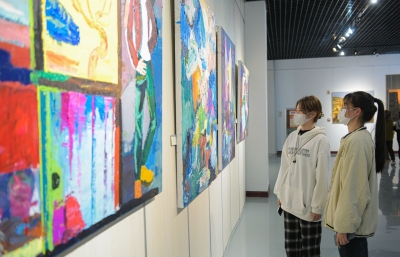 文化进万家 | 德州市美术馆迎来了德院学子参观热潮