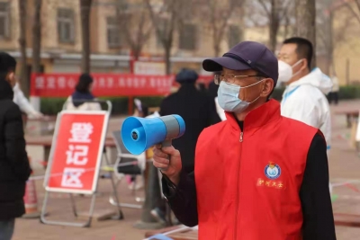 禹城68岁党员志愿者张新明：“党员，就是要在党和人民需要时冲在前面”