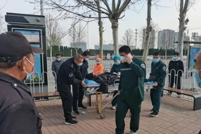 赞！60岁乘客突发疾病，德州公交两名职工出手相助
