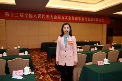 德报直播｜全国人大代表、德州恒丰集团高级技师王晓菲走上“代表通道”，讲述履职故事